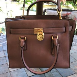 Michael Kor’s Handbag 👜